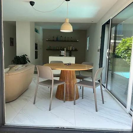 Villa Contemporary In Uriage-les-Bains